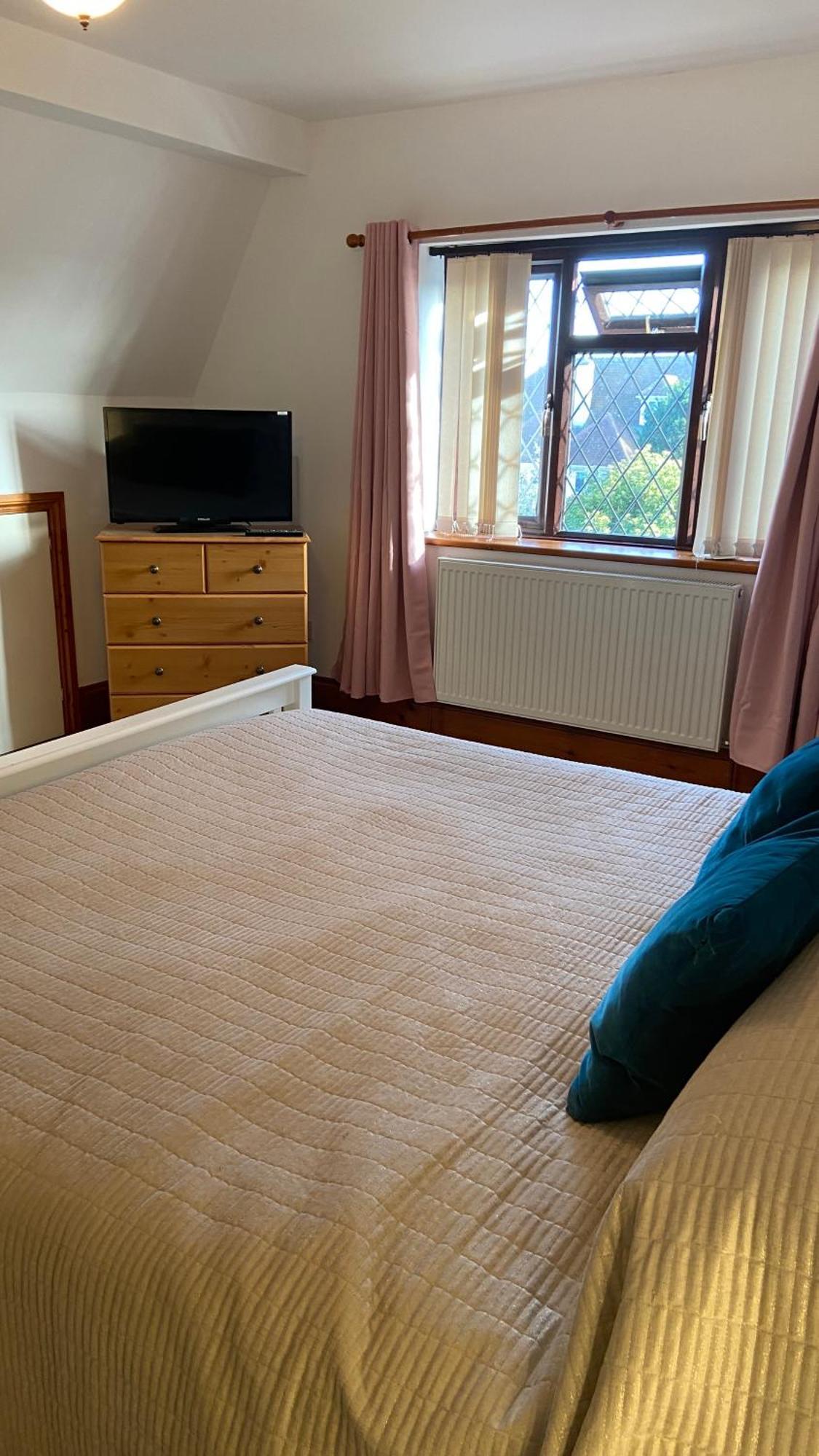 Beautiful Bexhill Cottage With Garden 3 Mins Walk To Beach Exteriér fotografie
